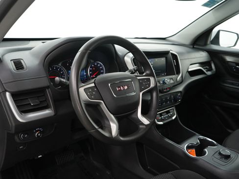 Used 2024 GMC Terrain SLE FWD image 17