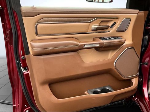 Used 2019 RAM 1500 Laramie Longhorn AWD/4WD image 28