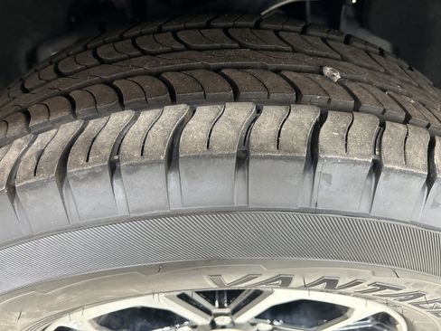 Used 2024 Ford Expedition Max XLT AWD/4WD image 55