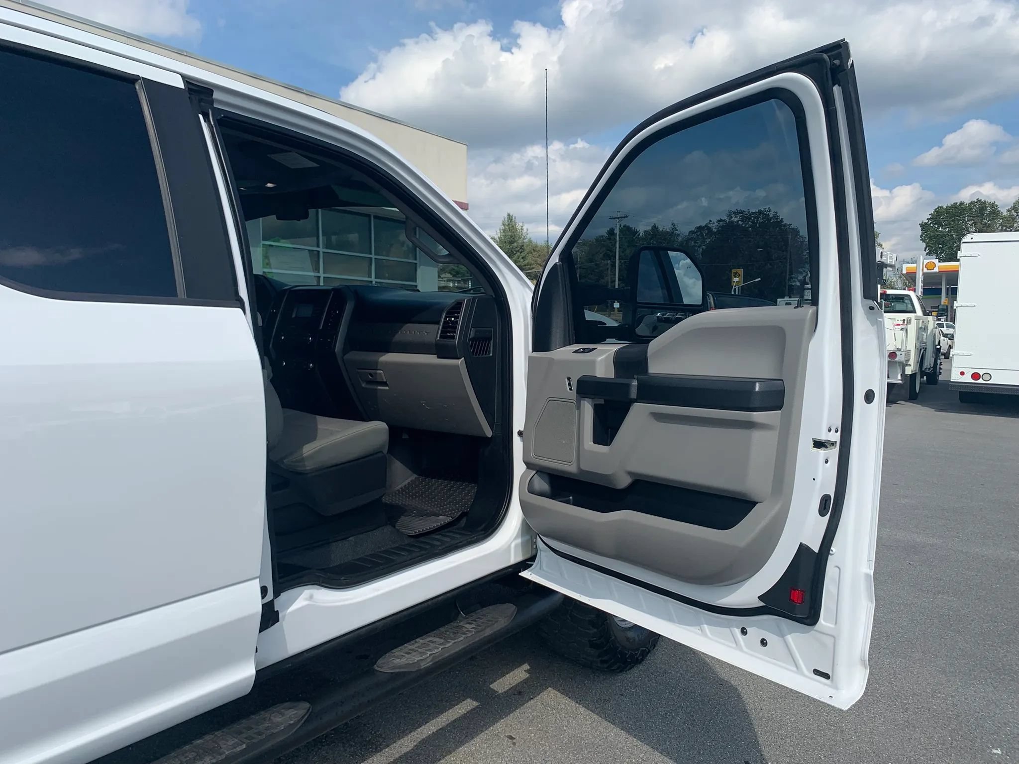 Used 2019 Ford F250 XL w/ XL Value Package AWD/4WD image 23