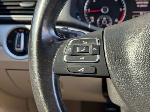 Used 2013 Volkswagen Passat TDI SE image 36