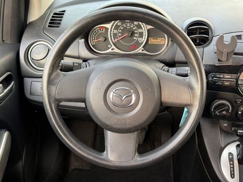 Used 2014 MAZDA MAZDA2 Sport image 15