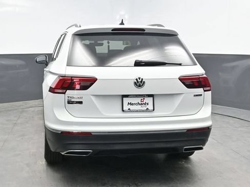 Used 2021 Volkswagen Tiguan SE w/ Panoramic Sunroof Package AWD/4WD image 5