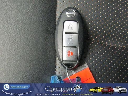 Used 2016 Nissan Juke SL image 10