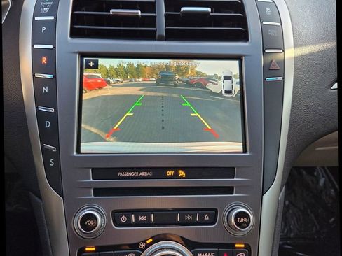 Used 2018 Lincoln MKZ Premiere image 31