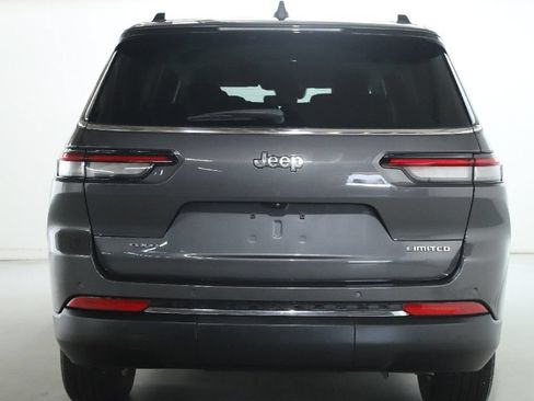 Used 2023 Jeep Grand Cherokee L Limited AWD/4WD image 43