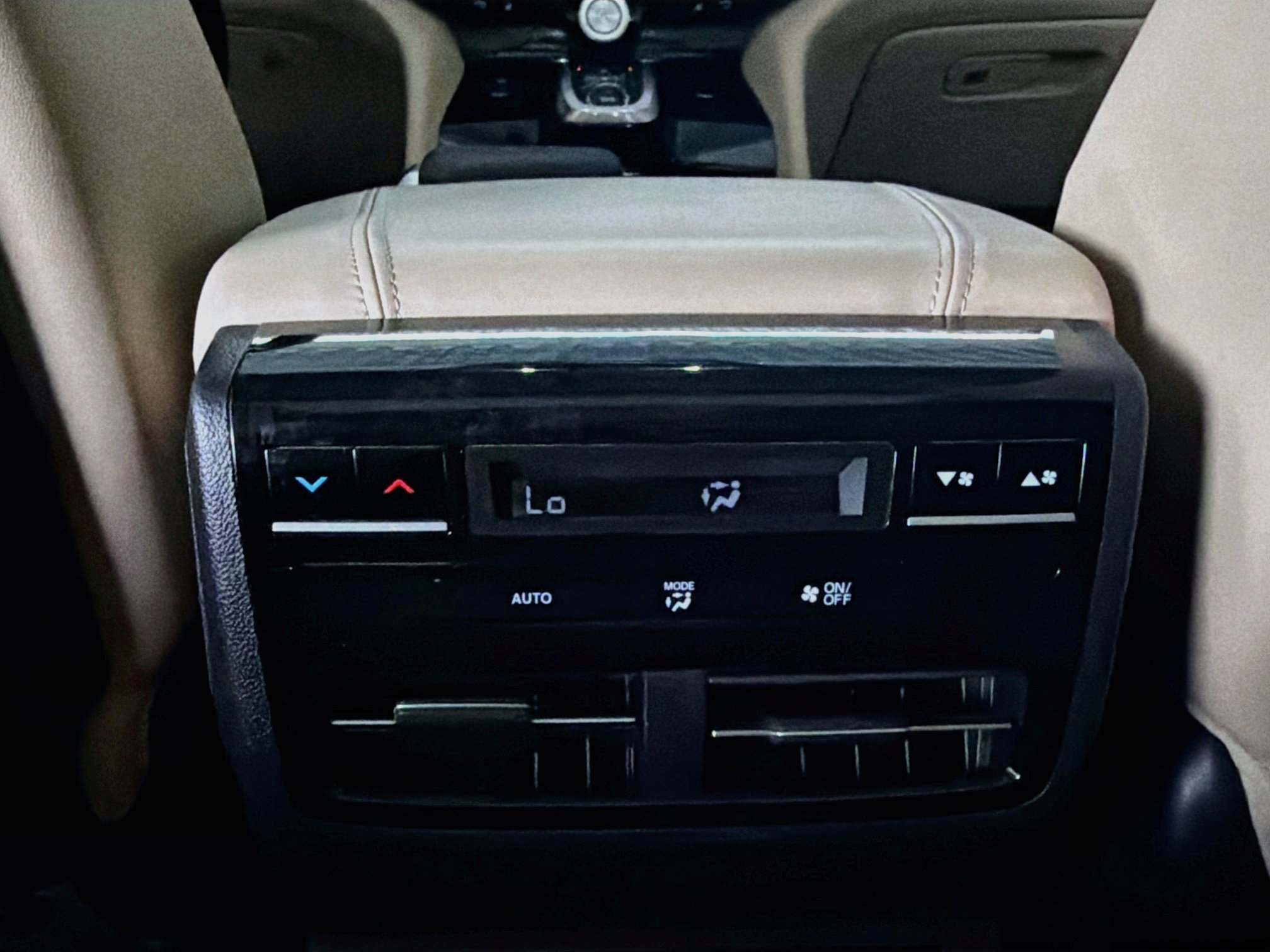 Used 2023 Acura MDX w/ Technology Package AWD/4WD image 27