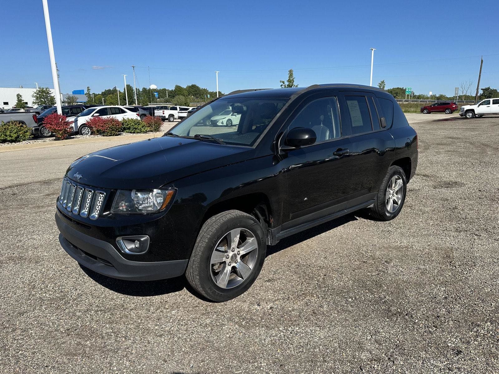 Used 2017 Jeep Compass High Altitude FWD image 11