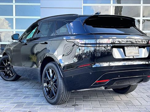 New 2026 Land Rover Range Rover Velar Dynamic SE image 3