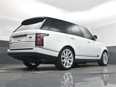 Used 2017 Land Rover Range Rover Supercharged image 58
