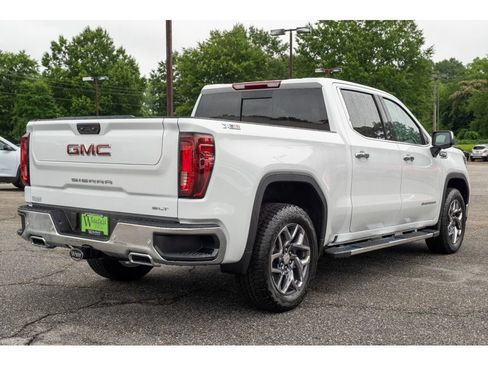 New 2026 GMC Sierra 1500 SLT w/ SLT Premium Plus Package AWD/4WD image 8