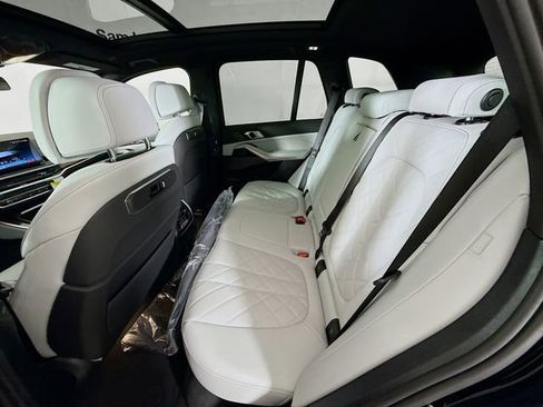 New 2026 BMW X5 xDrive40i w/ M Sport Package image 25