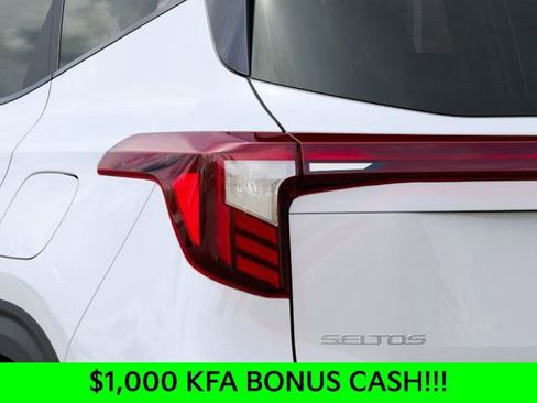 New 2026 Kia Seltos S AWD/4WD image 3