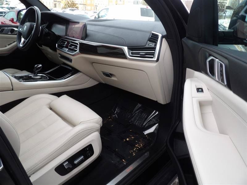 Used 2020 BMW X5 xDrive40i w/ Premium Package AWD/4WD image 14