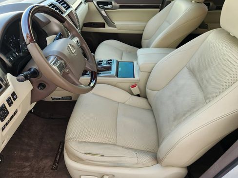 Used 2015 Lexus GX 460 Luxury AWD/4WD image 13