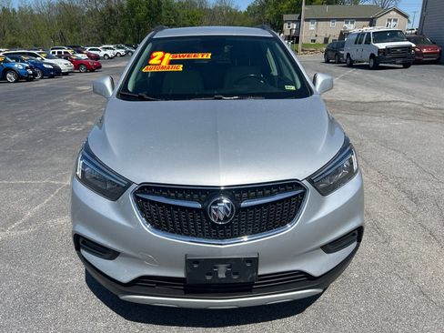 Used 2021 Buick Encore Preferred image 3
