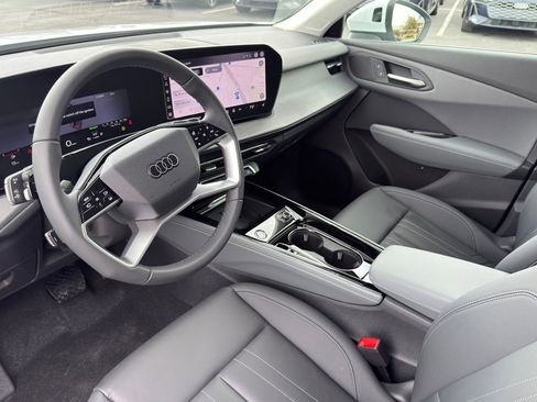 New 2026 Audi Q3 quattro 2.0T AWD/4WD image 13