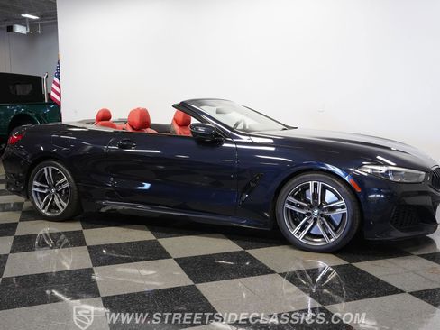 Used 2022 BMW M850i xDrive Convertible image 15