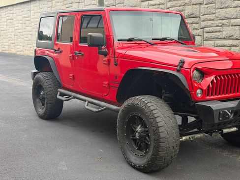 Used 2016 Jeep Wrangler Unlimited Sport w/ Max Tow Package AWD/4WD image 37
