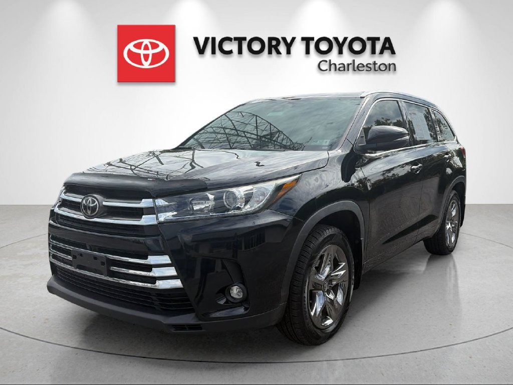 Used 2019 Toyota Highlander Limited Platinum AWD/4WD image 1