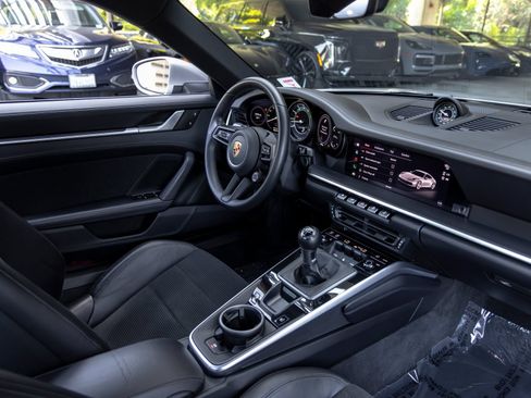 Certified 2022 Porsche 911 Carrera S RWD image 45