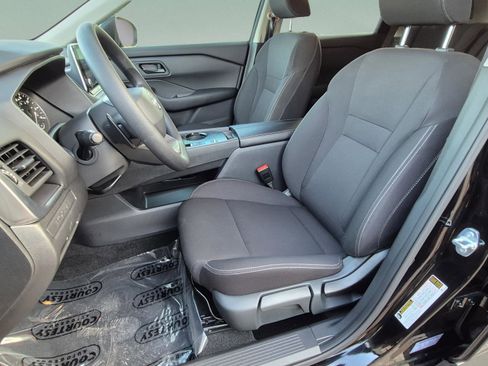 Certified 2025 Nissan Rogue S FWD image 20