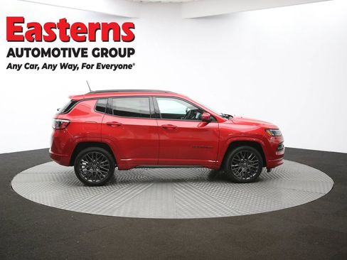 Used 2023 Jeep Compass Limited image 46