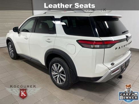 Used 2023 Nissan Pathfinder SL w/ Lighting Package (N92) AWD/4WD image 4