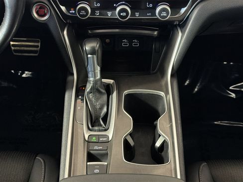 Used 2022 Honda Accord Sport image 22