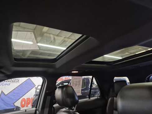 Used 2015 Ford Explorer Limited w/ Equipment Group 301A FWD image 7