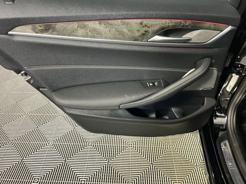 Used 2023 BMW 530i w/ Premium Package image 27