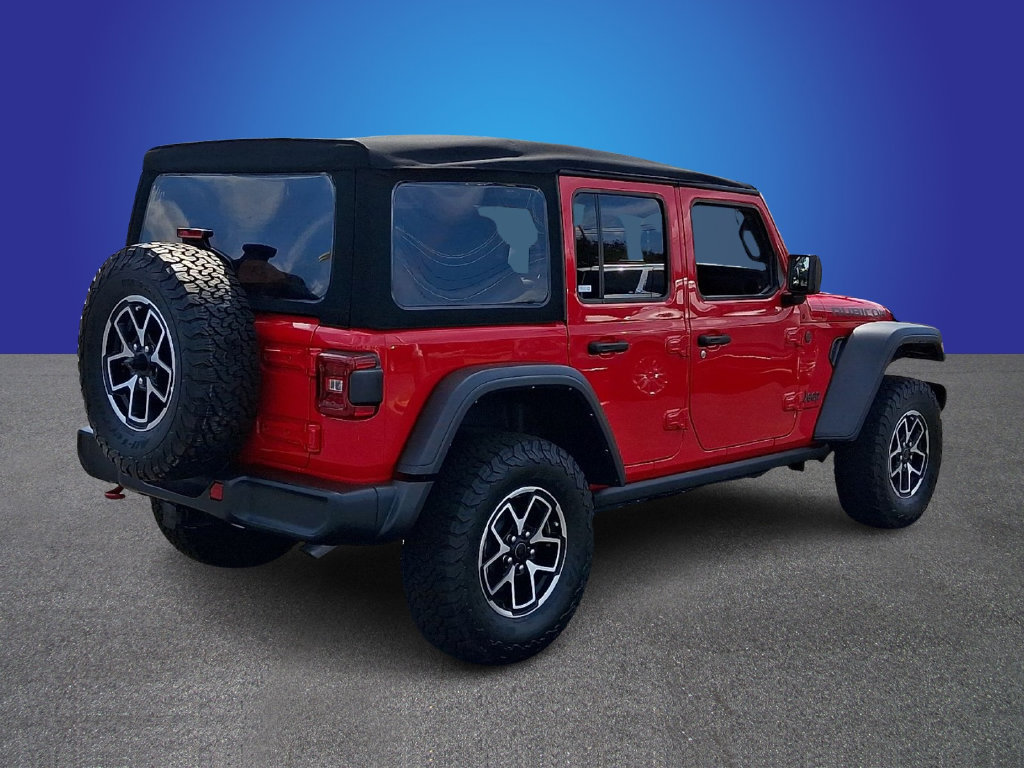 Used 2024 Jeep Wrangler Unlimited Rubicon AWD/4WD image 4