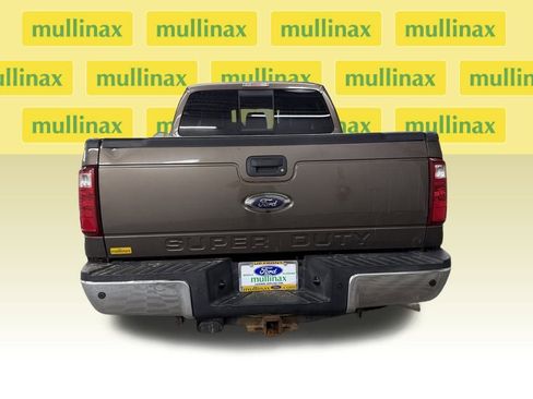 Used 2016 Ford F250 Lariat w/ Lariat Interior Package image 6