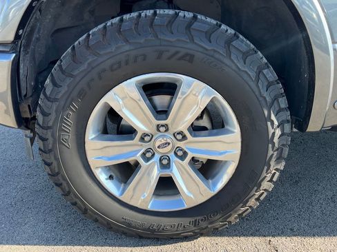 Used 2017 Ford F150 Platinum w/ Equipment Group 701A Luxury image 52