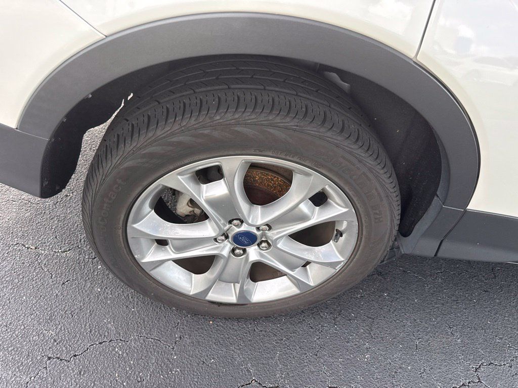 Used 2013 Ford Escape SEL FWD image 6