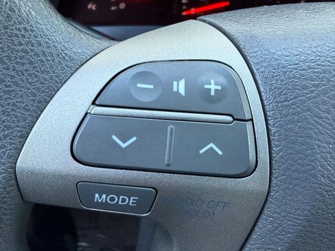 Used 2007 Toyota Camry LE image 28