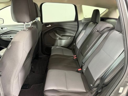Used 2017 Ford Escape SE FWD image 17