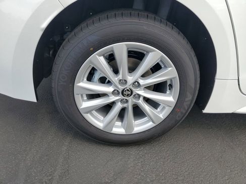 New 2026 Toyota Corolla LE image 9