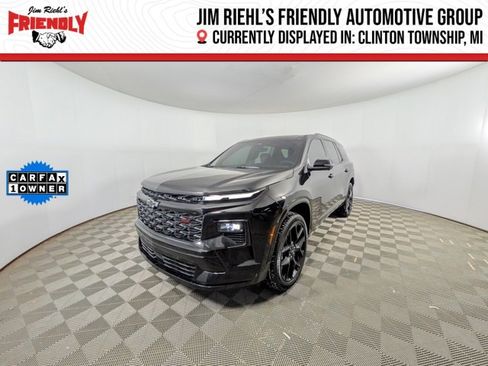 Used 2024 Chevrolet Traverse RS image 1