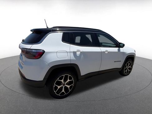 Used 2025 Jeep Compass Limited AWD/4WD image 15