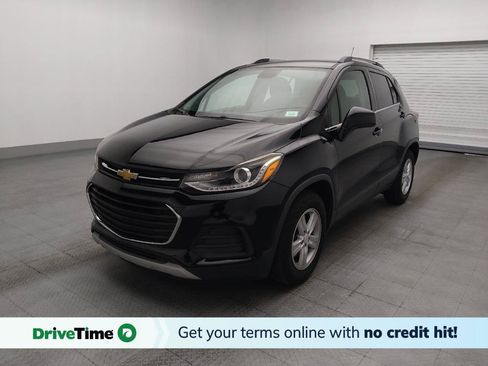 Used 2020 Chevrolet Trax LT FWD image 1