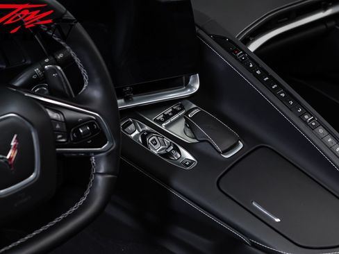 Used 2022 Chevrolet Corvette Stingray Preferred Cpe w/ Z51 Performance Package RWD image 34
