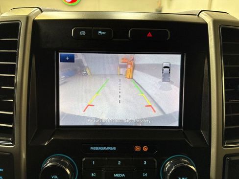 Used 2021 Ford F250 Lariat w/ Lariat Ultimate Package image 28