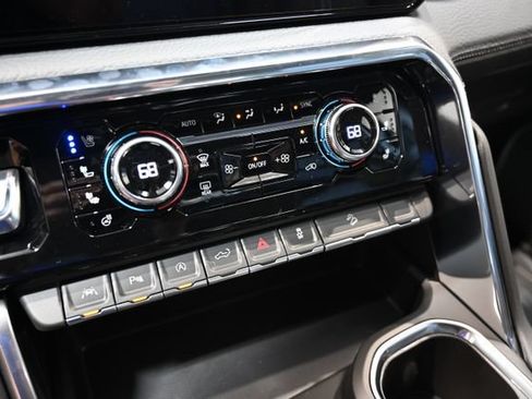 New 2026 GMC Sierra 1500 Denali AWD/4WD image 22