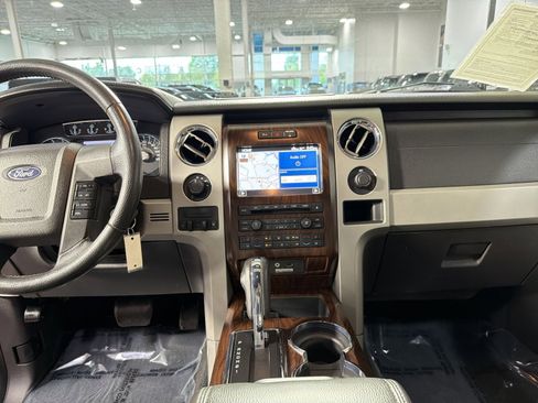 Used 2012 Ford F150 Lariat w/ Lariat Chrome Pkg image 29