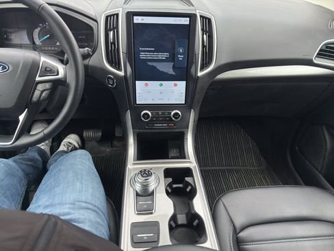 Used 2023 Ford Edge SEL w/ Convenience Package AWD/4WD image 12
