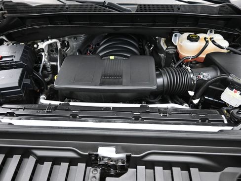 Used 2025 GMC Sierra 1500 SLT RWD image 7