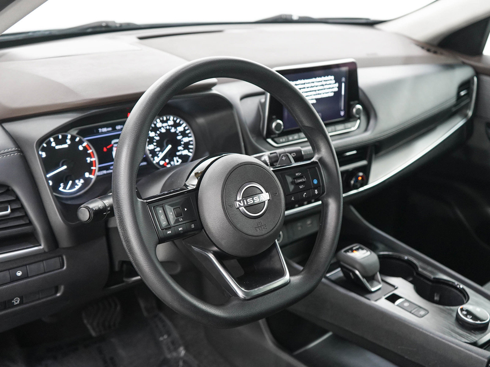 Used 2023 Nissan Rogue SV AWD/4WD image 20