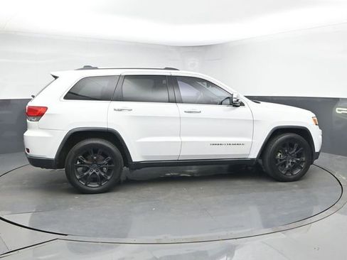 Used 2016 Jeep Grand Cherokee Limited w/ Luxury Group II image 9