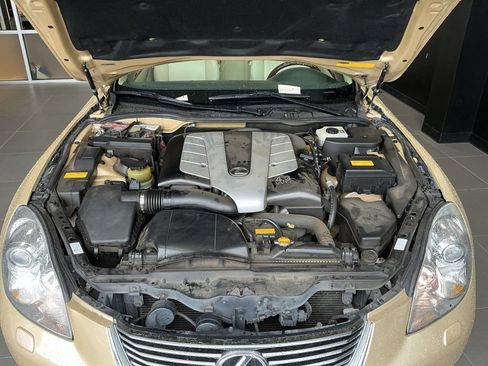 Used 2006 Lexus SC 430 Convertible w/ Preferred Accessory Pkg RWD image 30